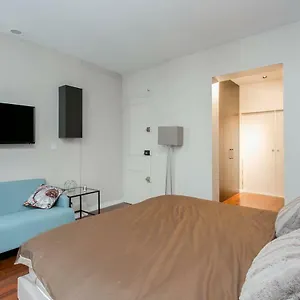  Appartement Studio Tour Eiffel Et Champs-elysees